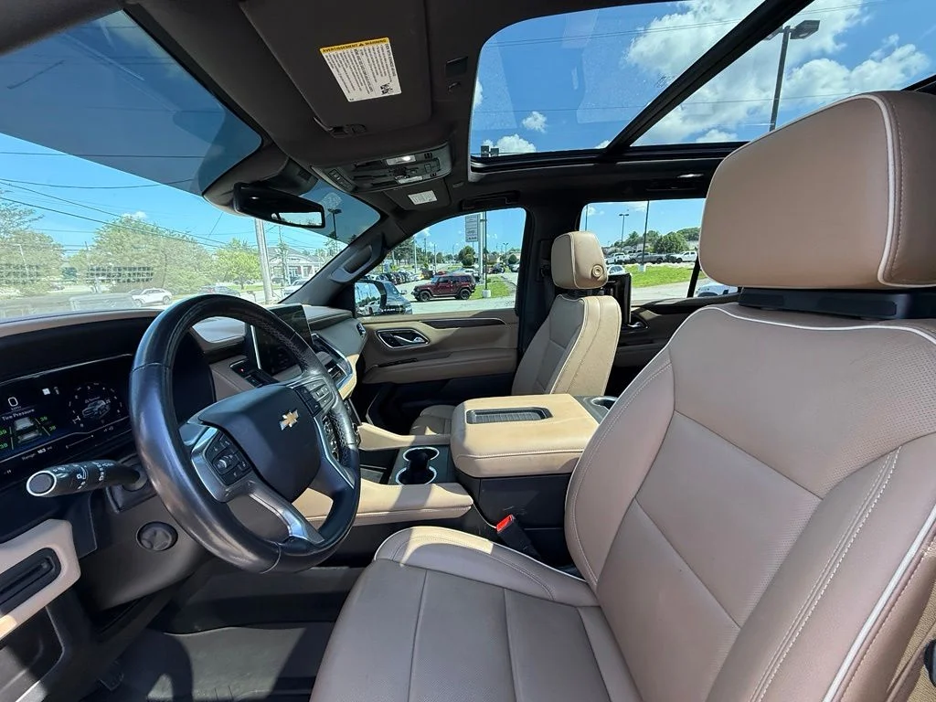Used 2023 Beige Chevrolet Premier image 13