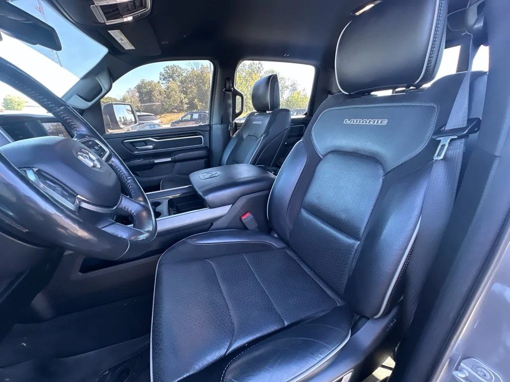 Used 2020 Silver Ram Laramie image 11