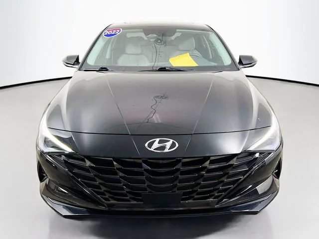 Used 2022 Phantom Black Hyundai Limited image 2