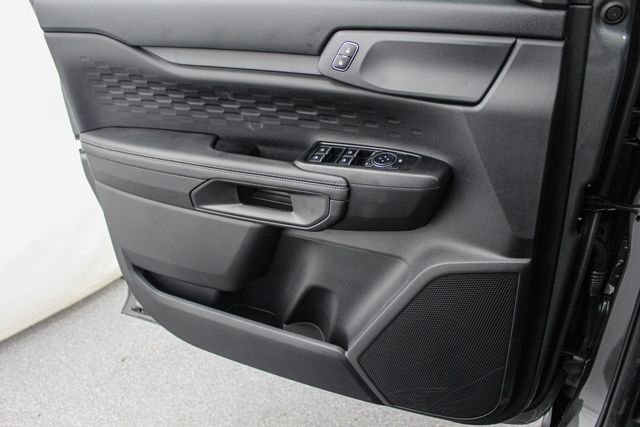 New 2026 Carbonized Gray Metallic Ford XLT image 16