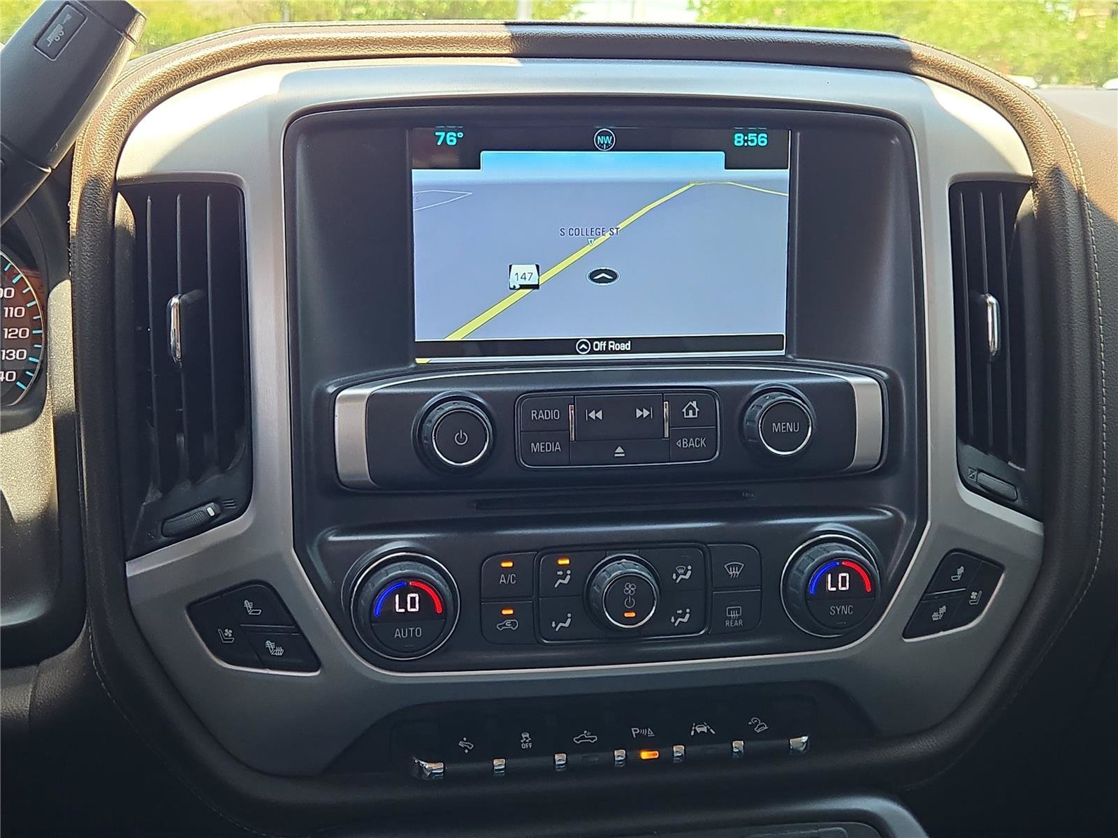 Used 2018 White GMC SLT image 16