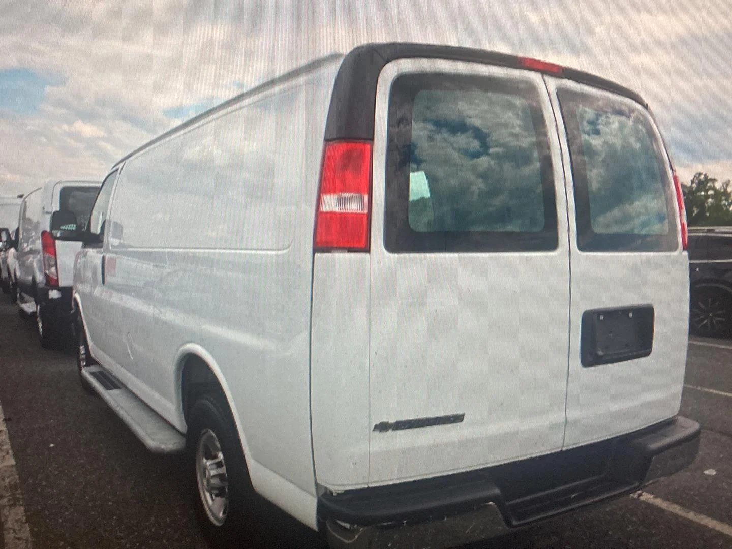 Used 2025 Summit White Chevrolet Cargo Van image 5
