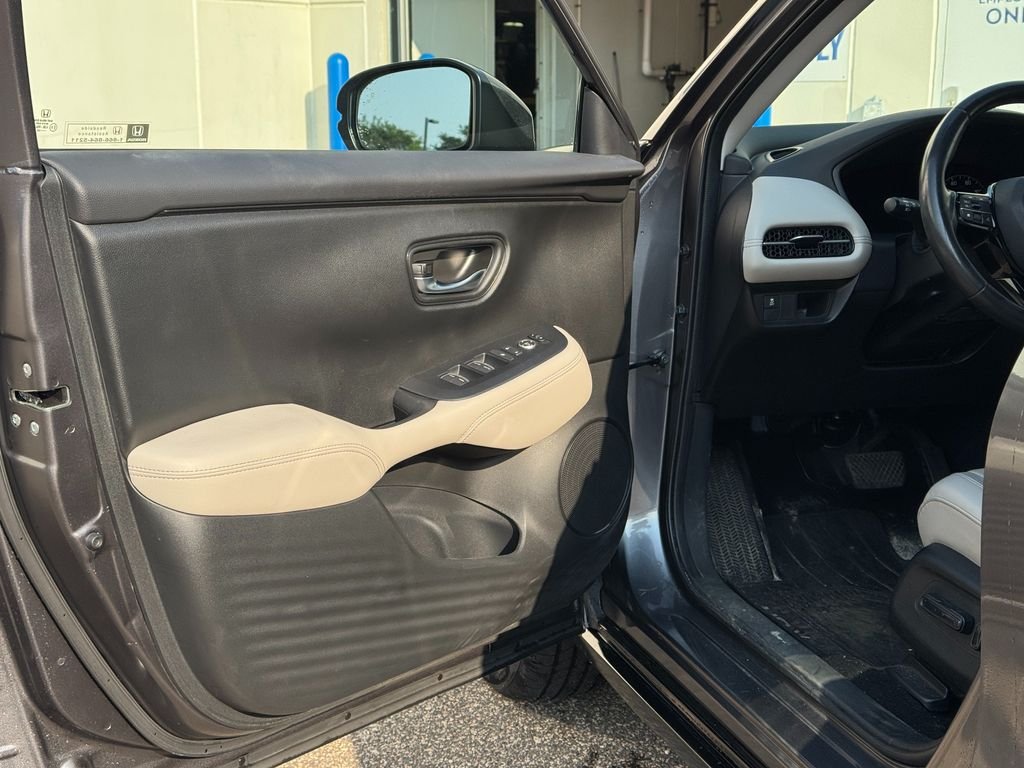 Certified Used 2025 Modern Steel Metallic Honda AWD EX-L image 8