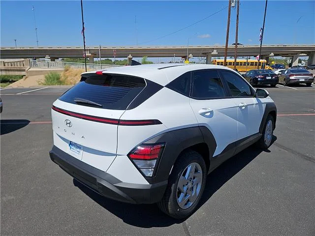 New 2027 Atlas White Hyundai SE image 4