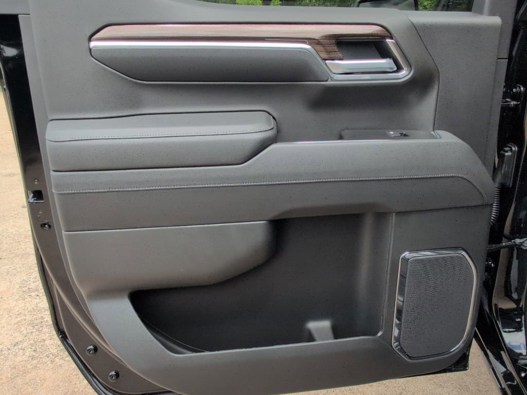 2026 Chevrolet Silverado 1500 LT Trail Boss - Photo 9