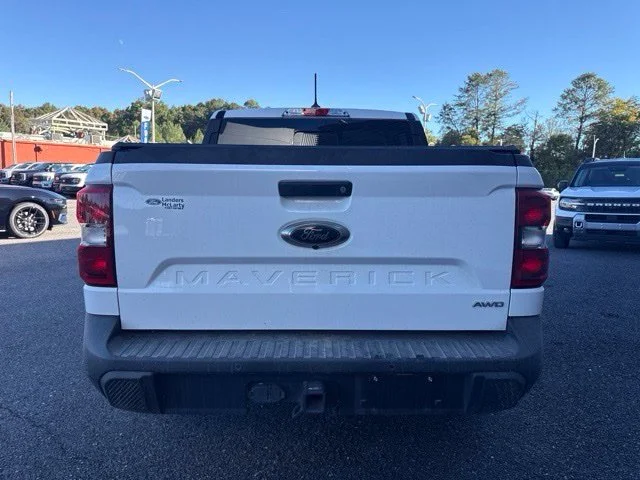 Used 2024 Oxford White Clearcoat Ford Lariat image 4