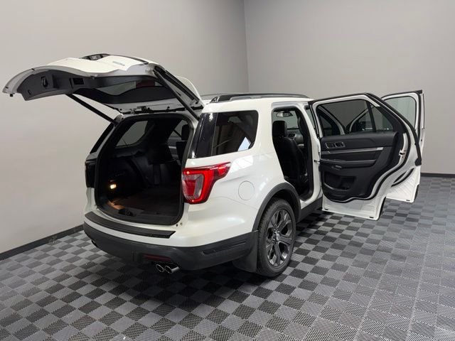 Certified Used 2018 White Platinum Clearcoat Metallic Ford Sport image 27