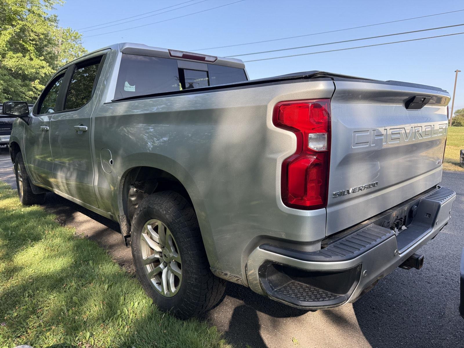 Used 2019 SILVER ICE METALLIC Chevrolet RST image 2