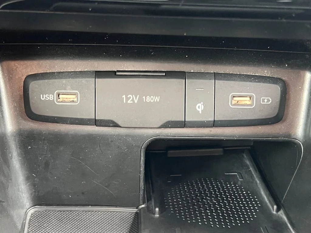Used 2024 Gray Hyundai SEL image 23