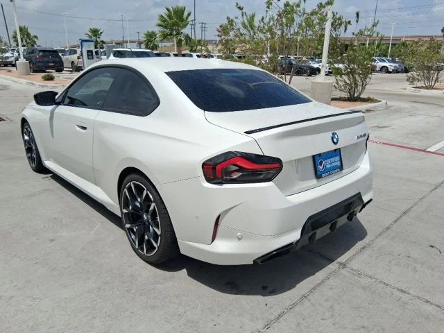 Used 2025 White BMW M240i image 4