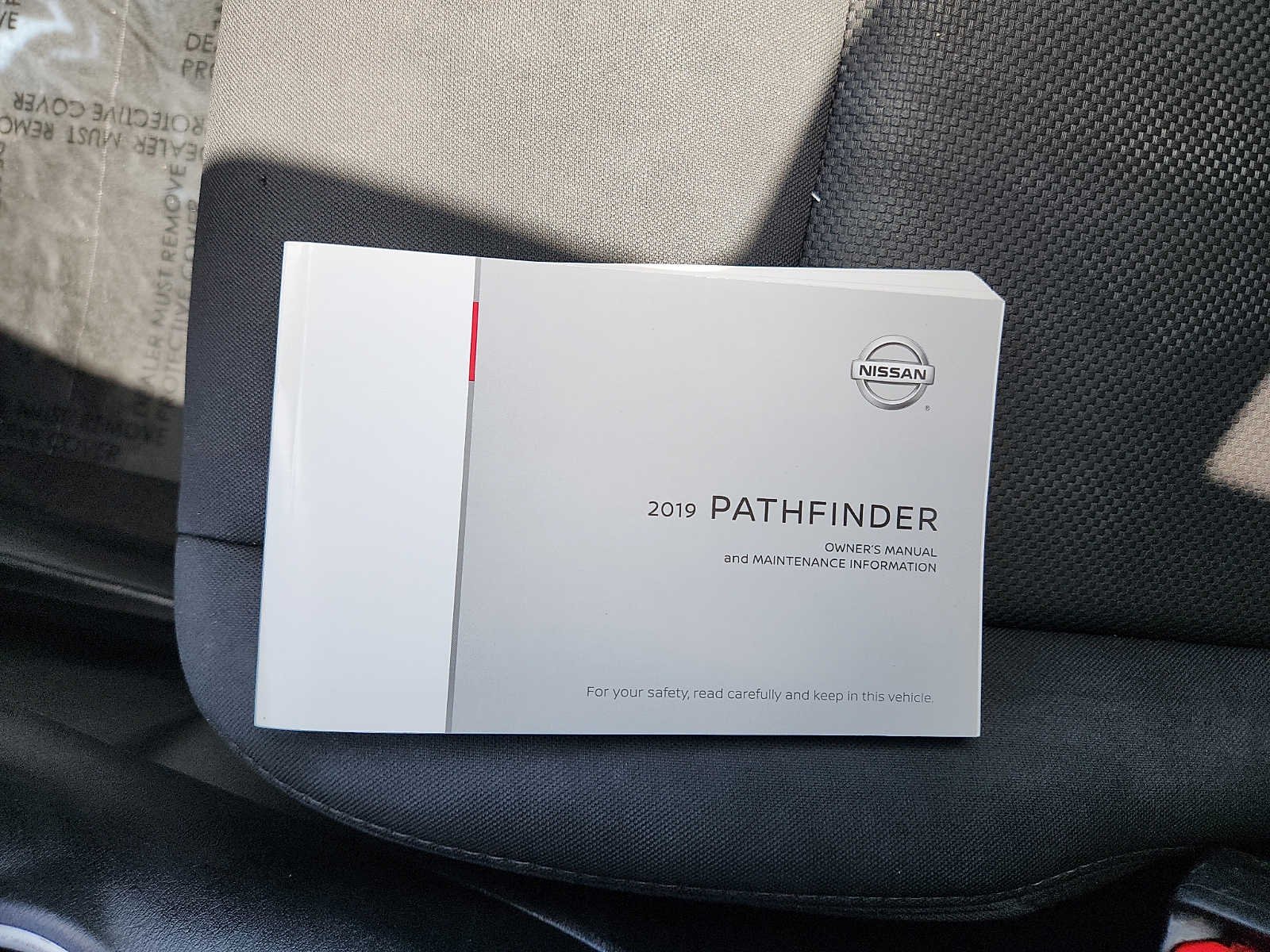 Used 2019 White Nissan S image 29
