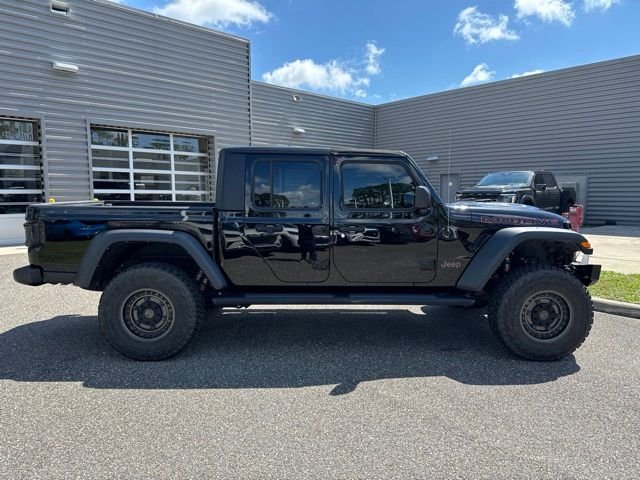 Used 2023 Black Clearcoat Jeep Mojave image 4
