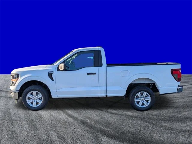 New 2026 Oxford White Ford XL image 7