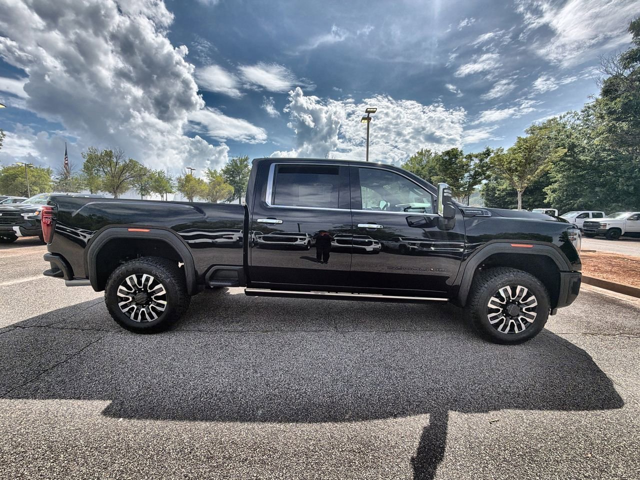 New 2026 Onyx Black GMC Denali Ultimate image 9