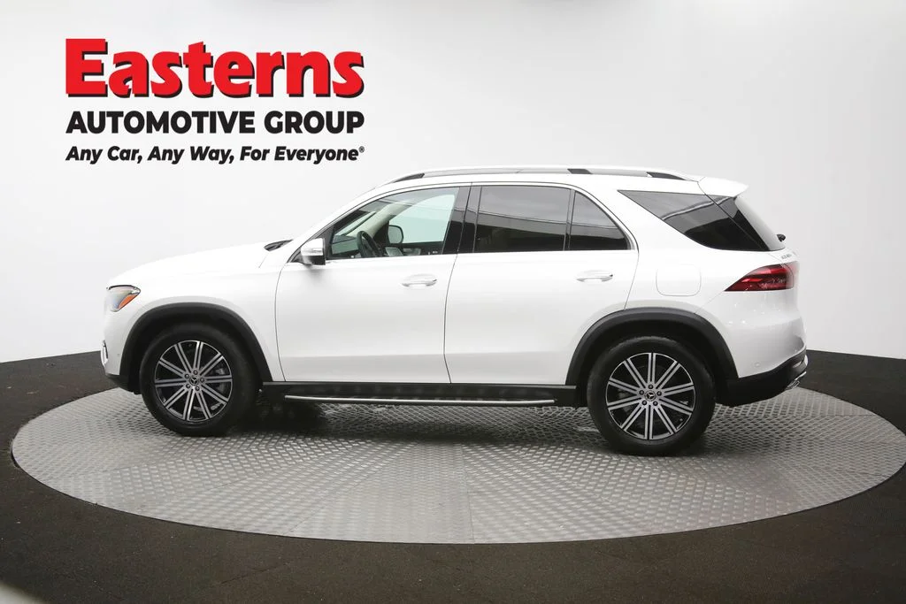 Used 2025 White Mercedes-Benz GLE 450e image 61