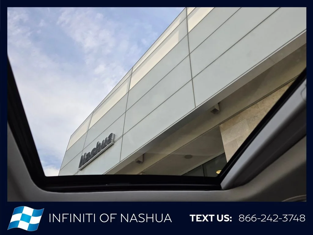 Used 2019 Black Chevrolet Premier image 28