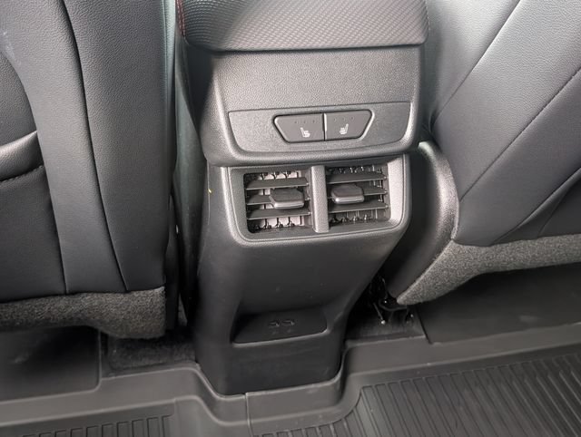 2027 Chevrolet Equinox RS - Photo 6