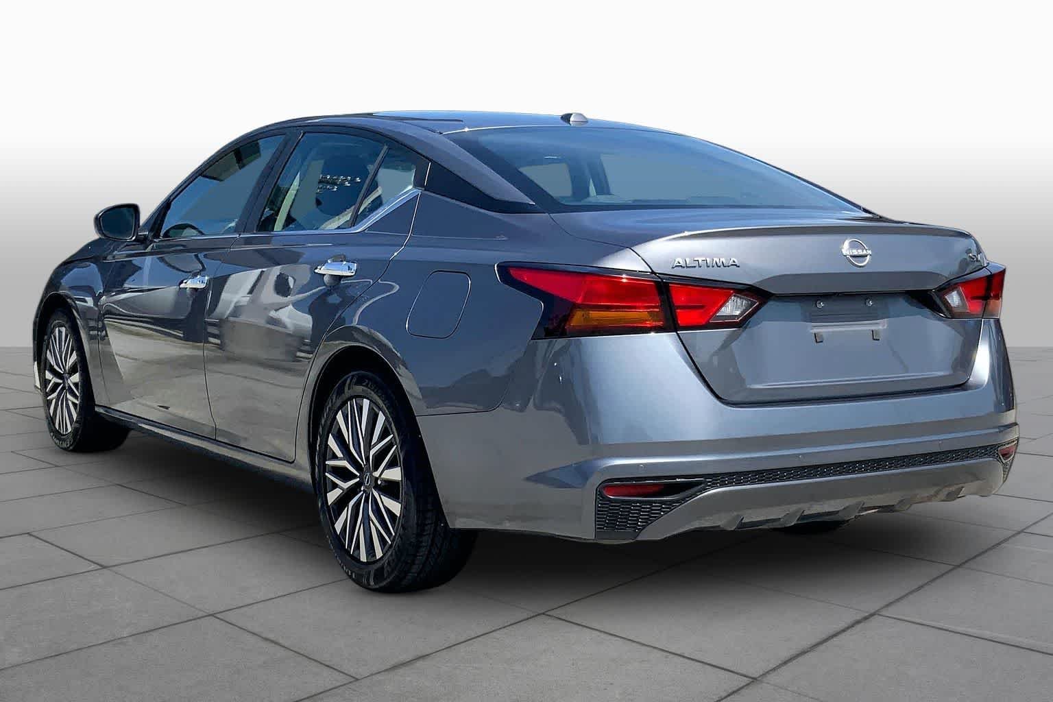 Certified Used 2024 Gun Metallic Nissan 2.5 SV image 11