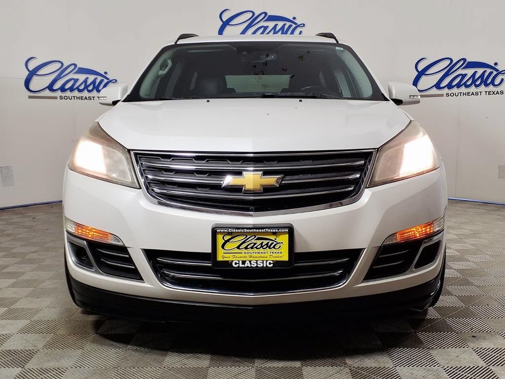 Used 2016 IRIDESCENT PEARL TRICOAT Chevrolet LTZ image 3