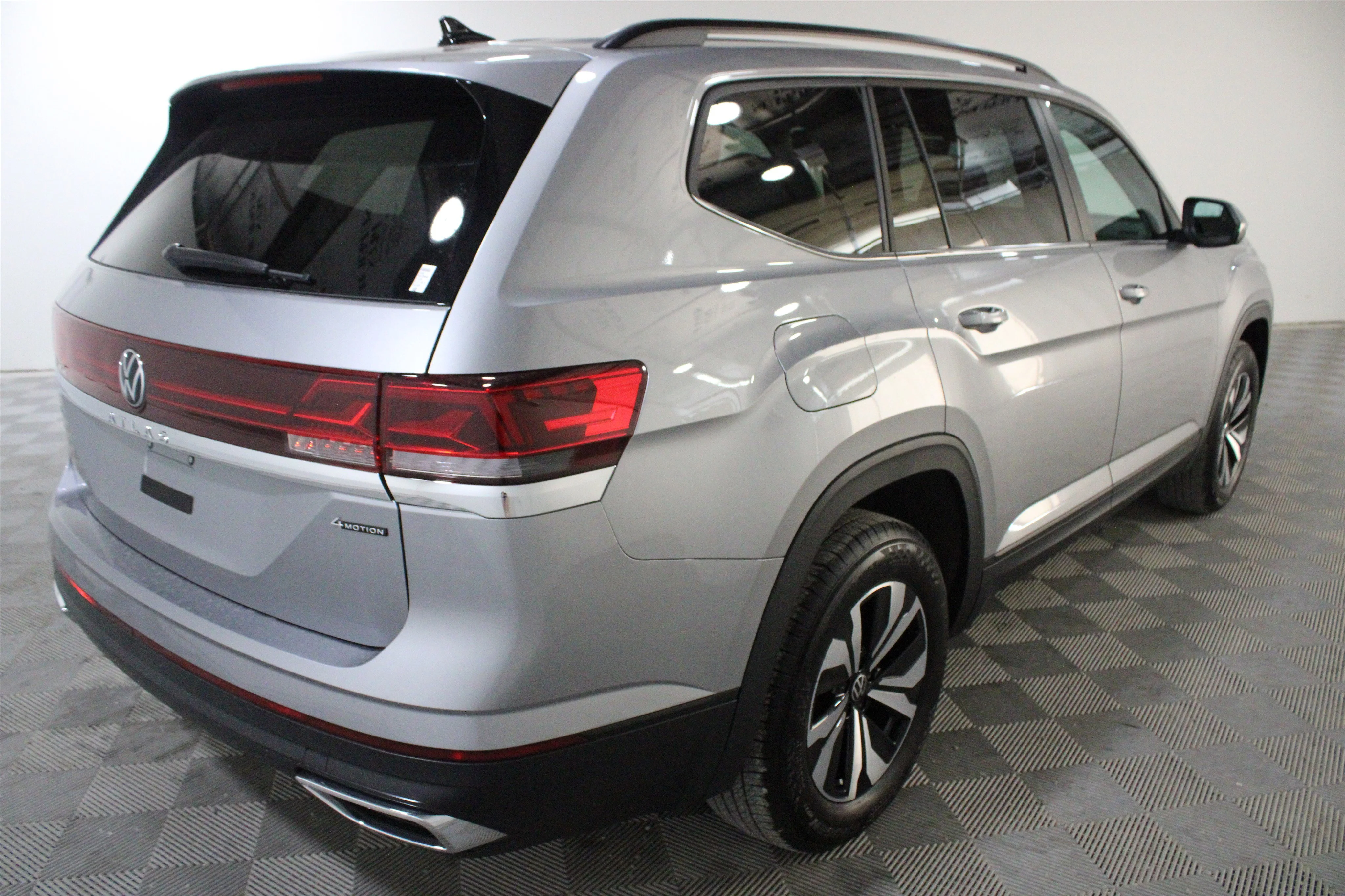 2026 Volkswagen Atlas SE - Photo 30