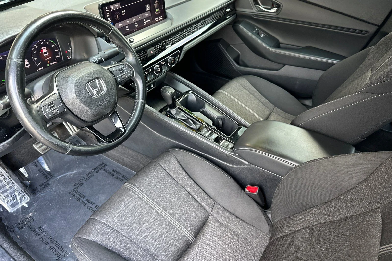 Used 2024  Honda Sport image 10