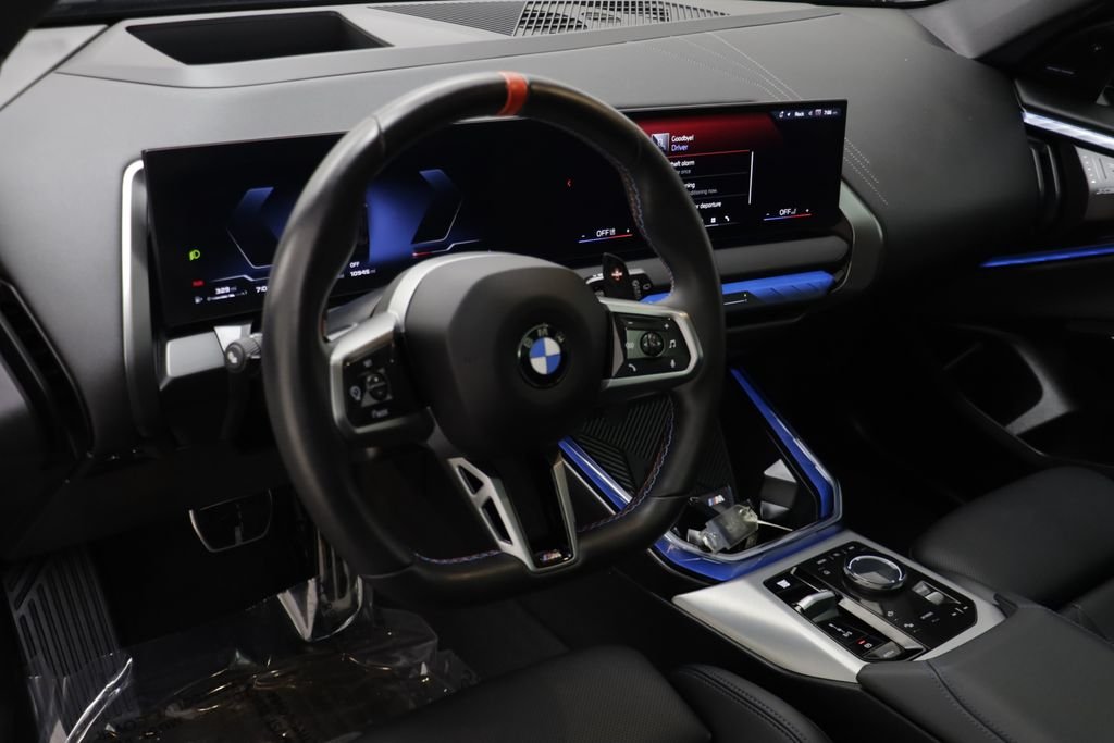 Certified Used 2026 Black Sapphire Metallic BMW M50 xDrive image 6