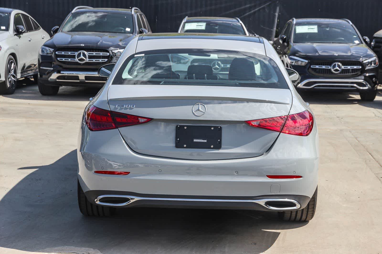 New 2026 MANUFAKTUR Alpine Grey Mercedes-Benz C 300 image 5
