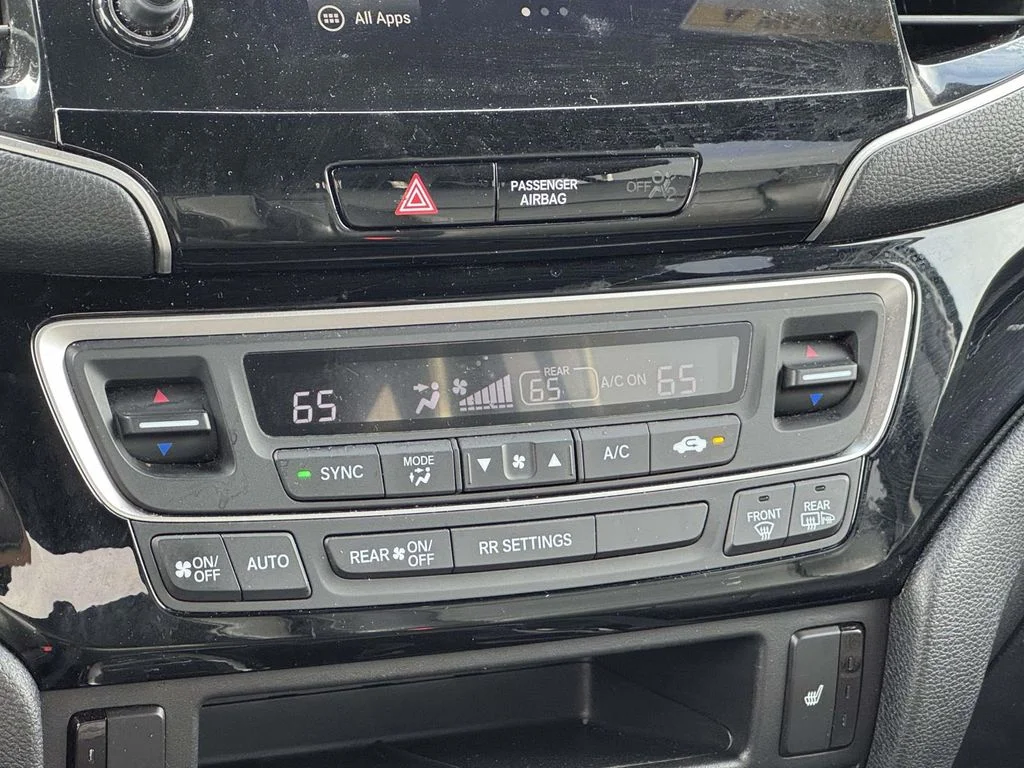 Used 2019 White Honda Touring image 20