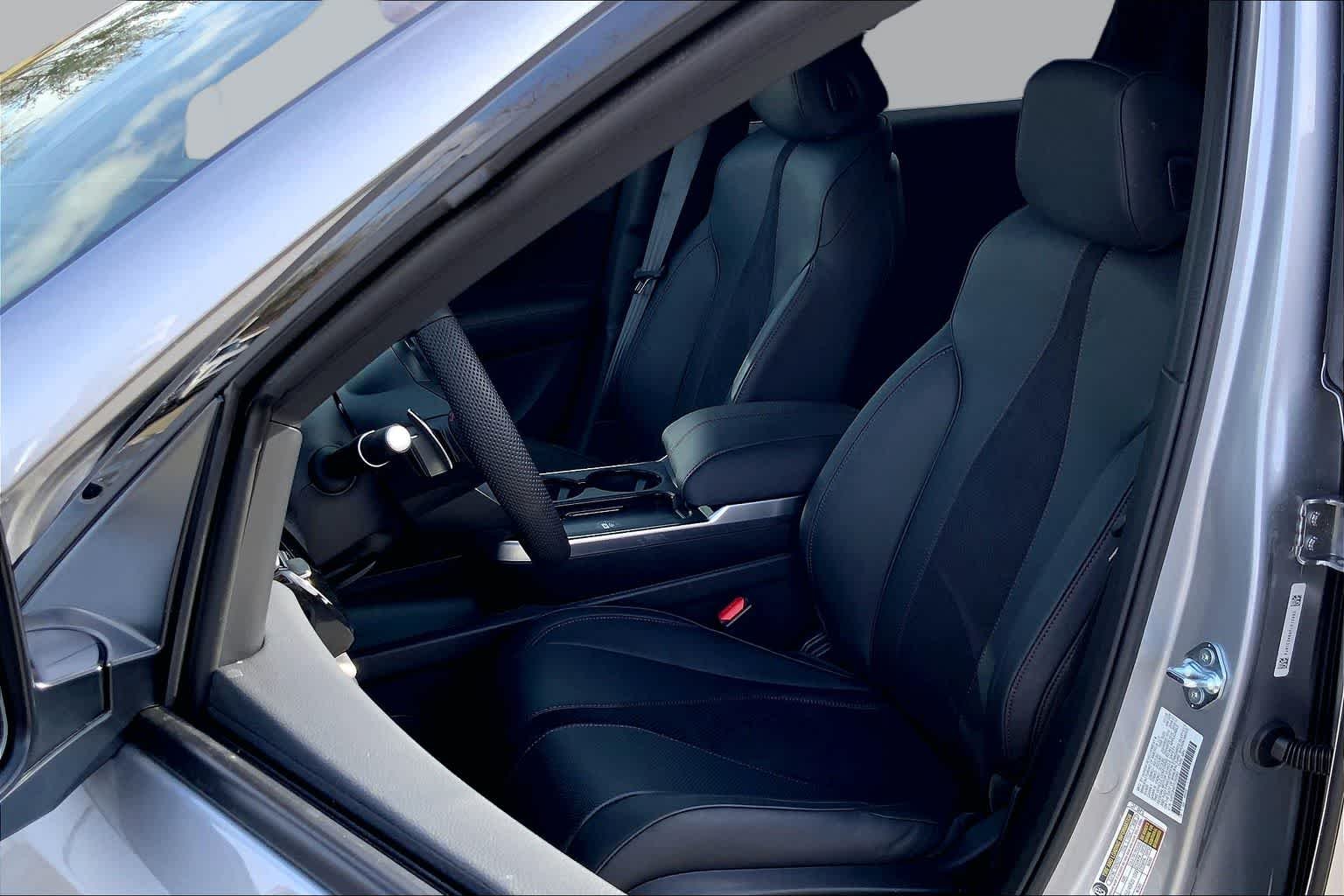 New 2026 Solar Silver Metallic Acura w/A-Spec Package image 18