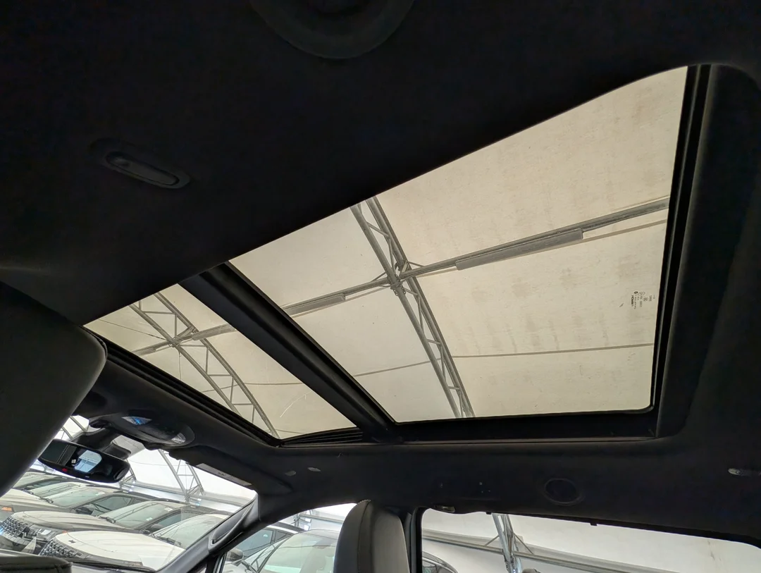 New 2027 White Chrysler Select - - AWD - 3.6L Pentastar V6 - Safety Sphere Pkg - Power Sunroof & More! image 26