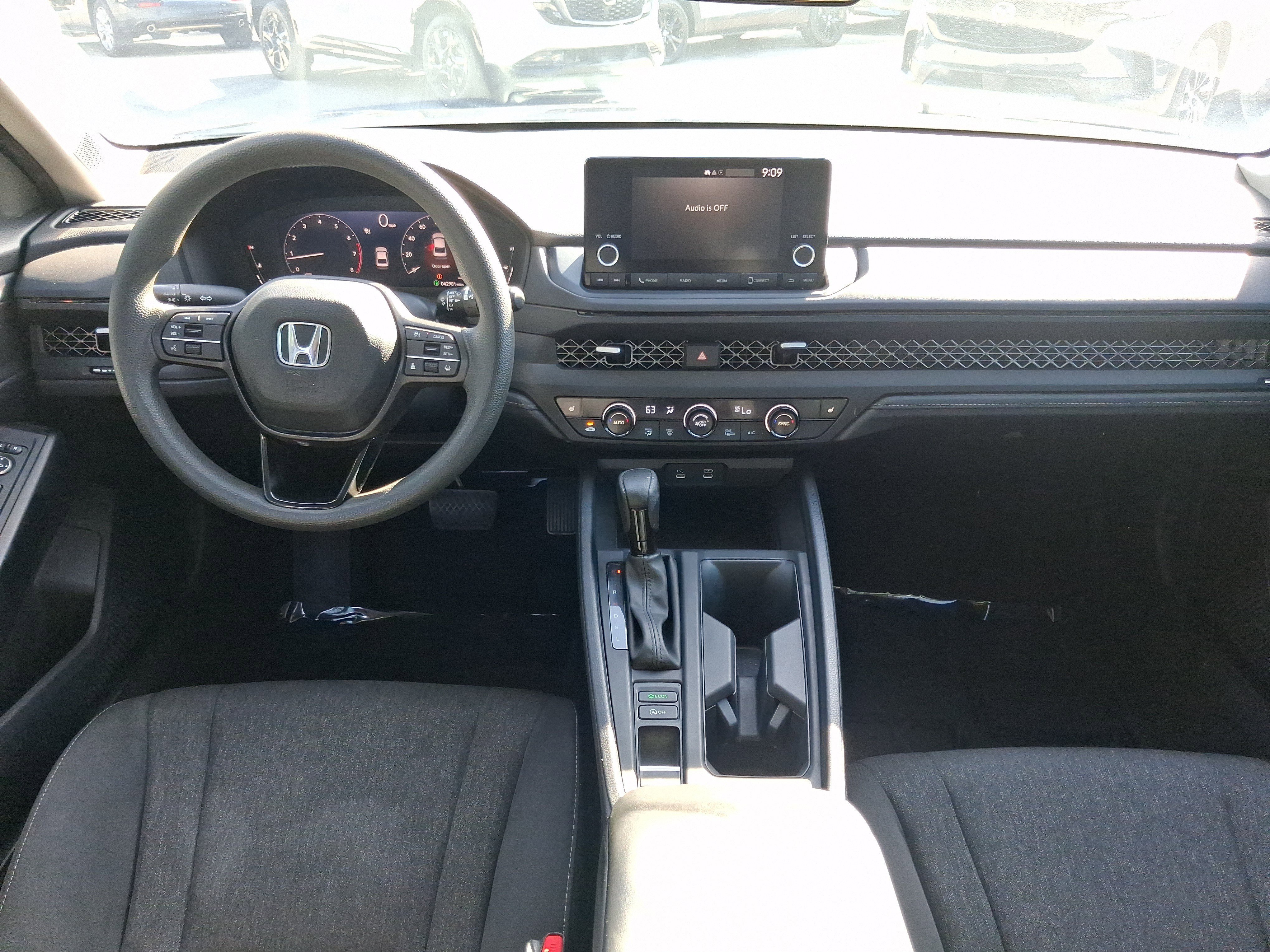 Used 2023  Honda EX image 7