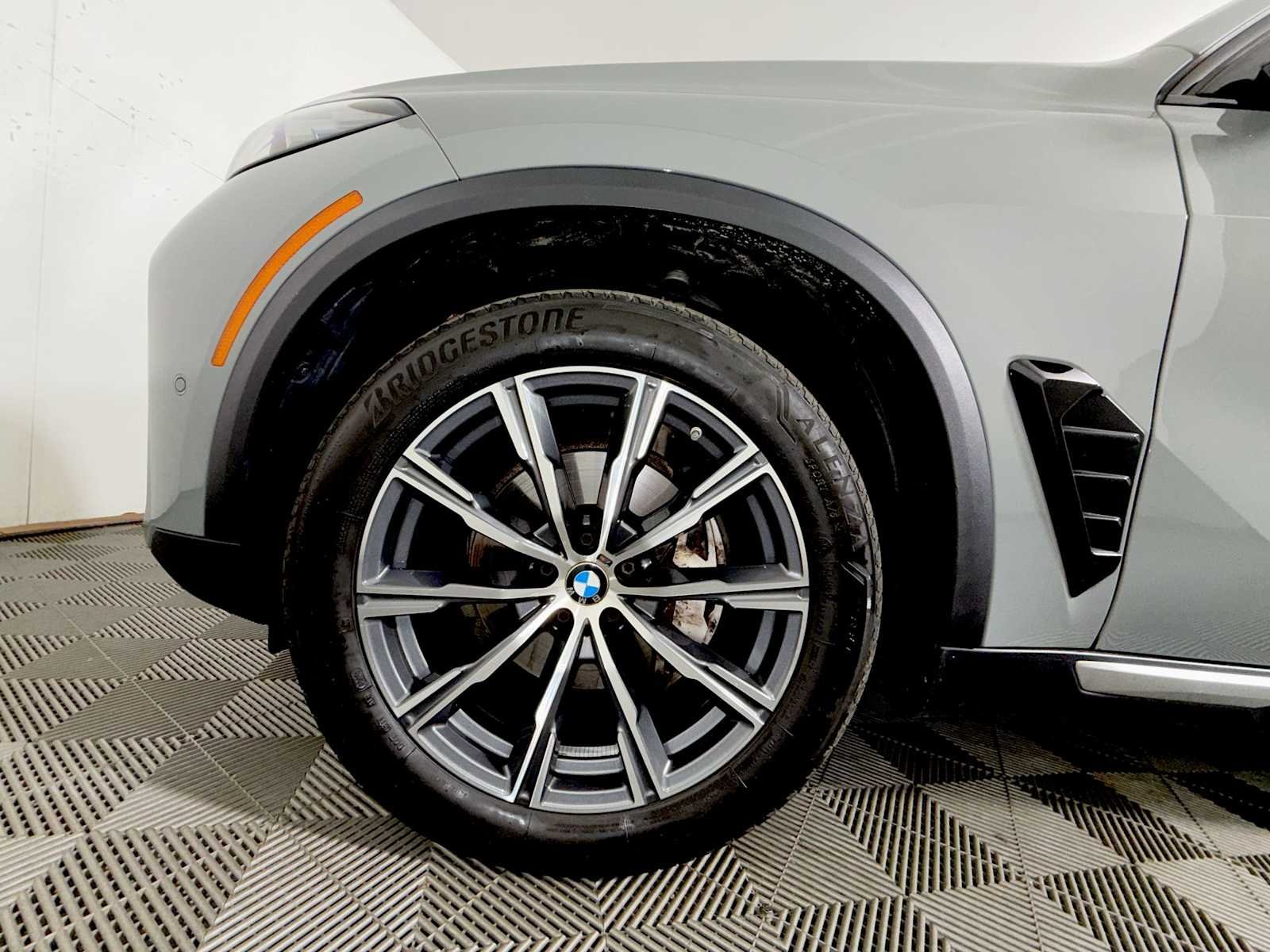 2025 BMW X5 40i - Photo 8