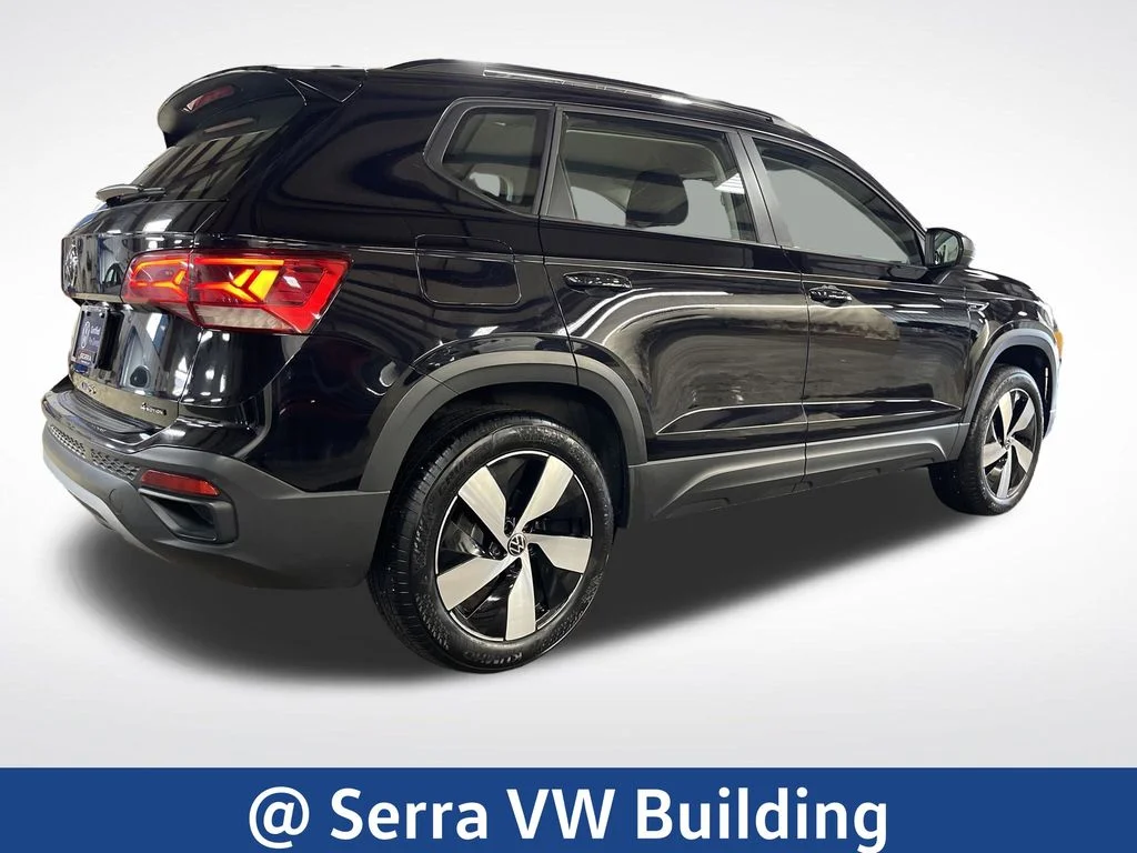 Used 2023 Black Volkswagen 1.5T S image 5