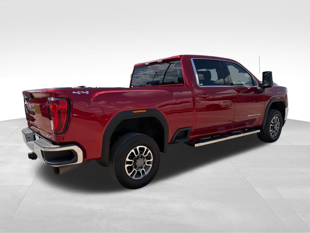 Used 2022 Red GMC SLE image 6