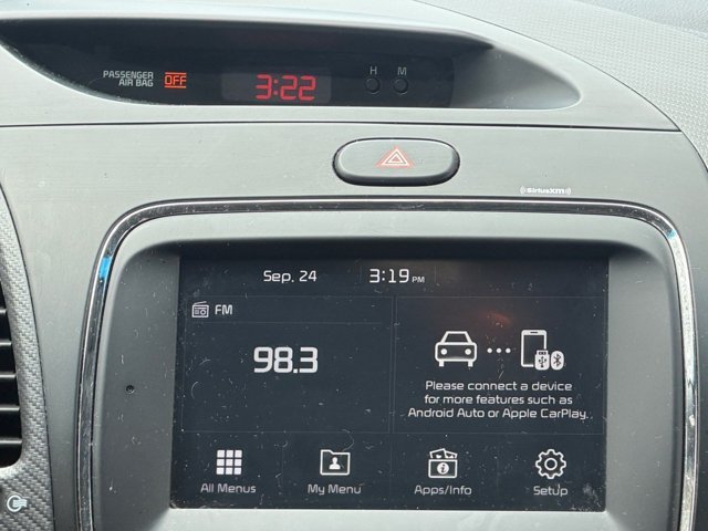 Used 2018 Red Kia S image 16
