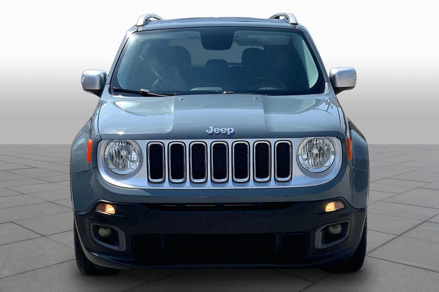 Pre-Owned 2017 Jeep Renegade Limited