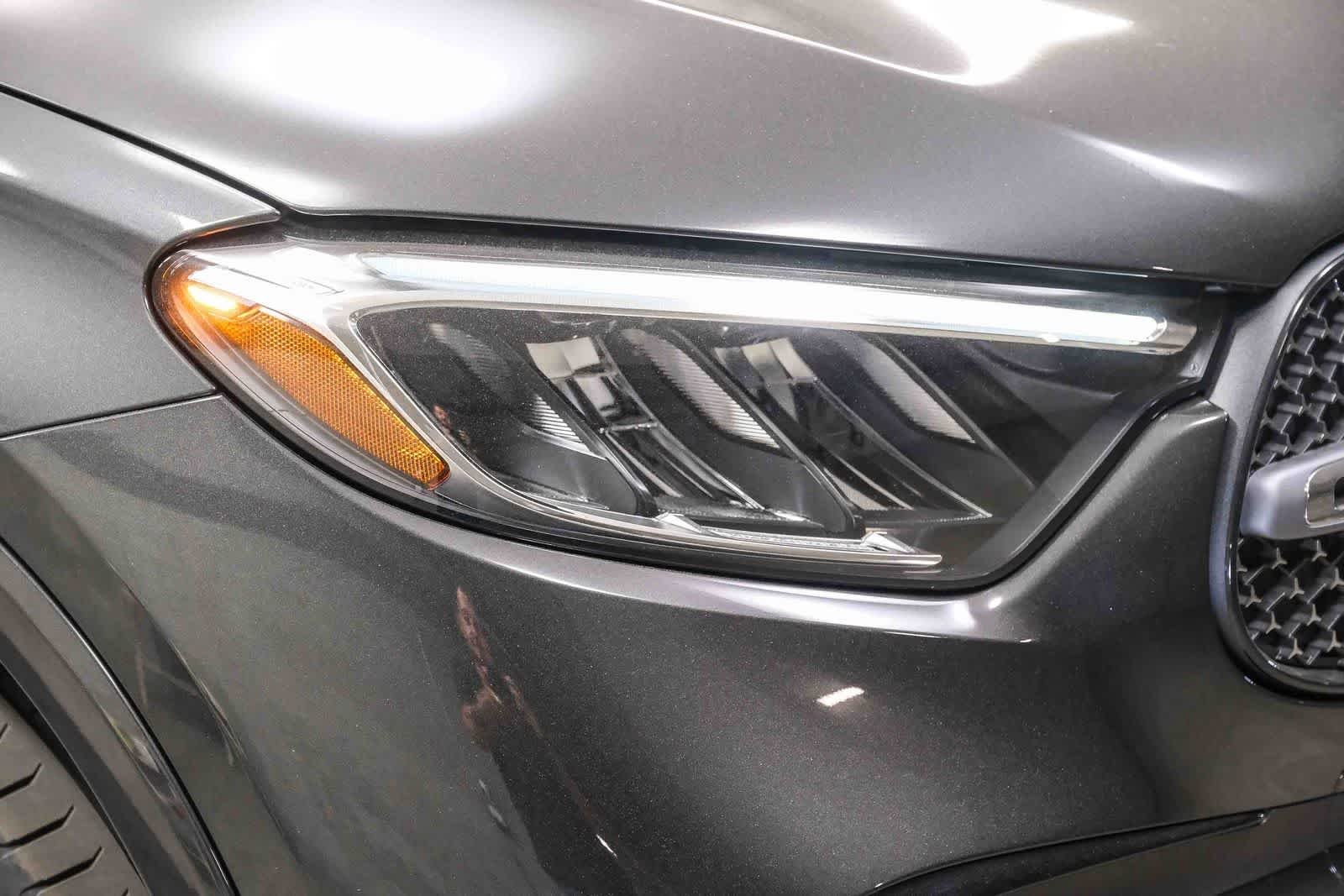 New 2026 Graphite Grey Metallic Mercedes-Benz GLC 300 image 55