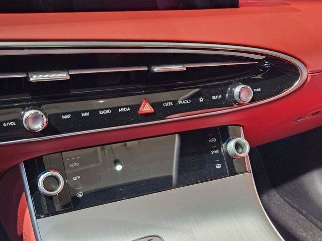 2026 GENESIS GV70 Sport Advanced - Photo 17
