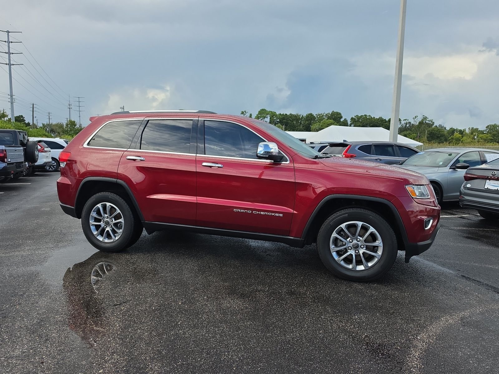 Used 2015 Jeep Grand Cherokee Limited with VIN 1C4RJEBG3FC915413 for sale in Port Richey, FL