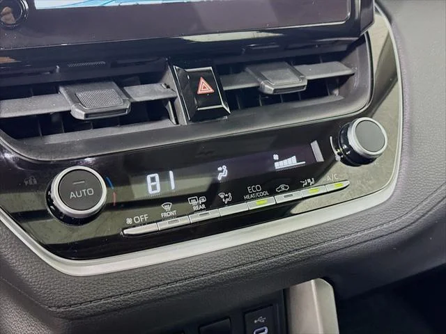 Certified Used 2024 WIND CHILL PEARL Toyota  image 15