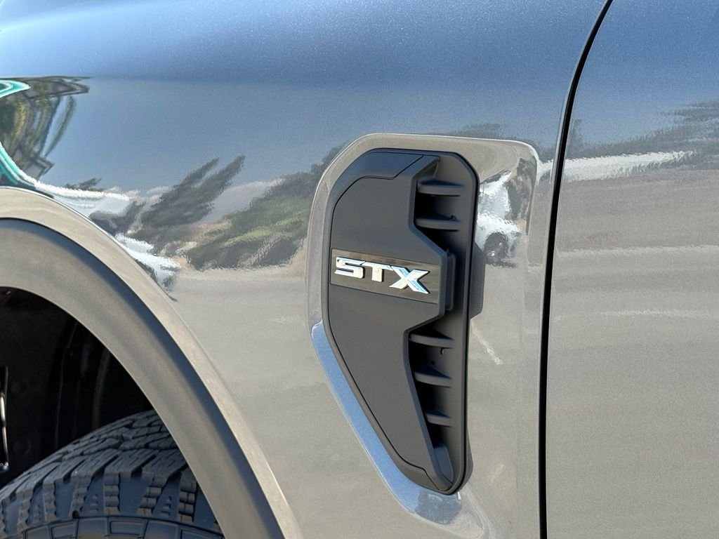 New 2026 Carbonized Gray Metallic Ford XL image 17