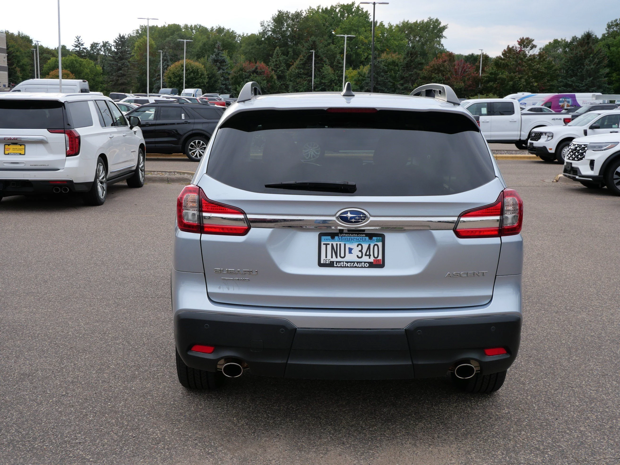 Used 2022 Ice Silver Metallic Subaru Premium image 6