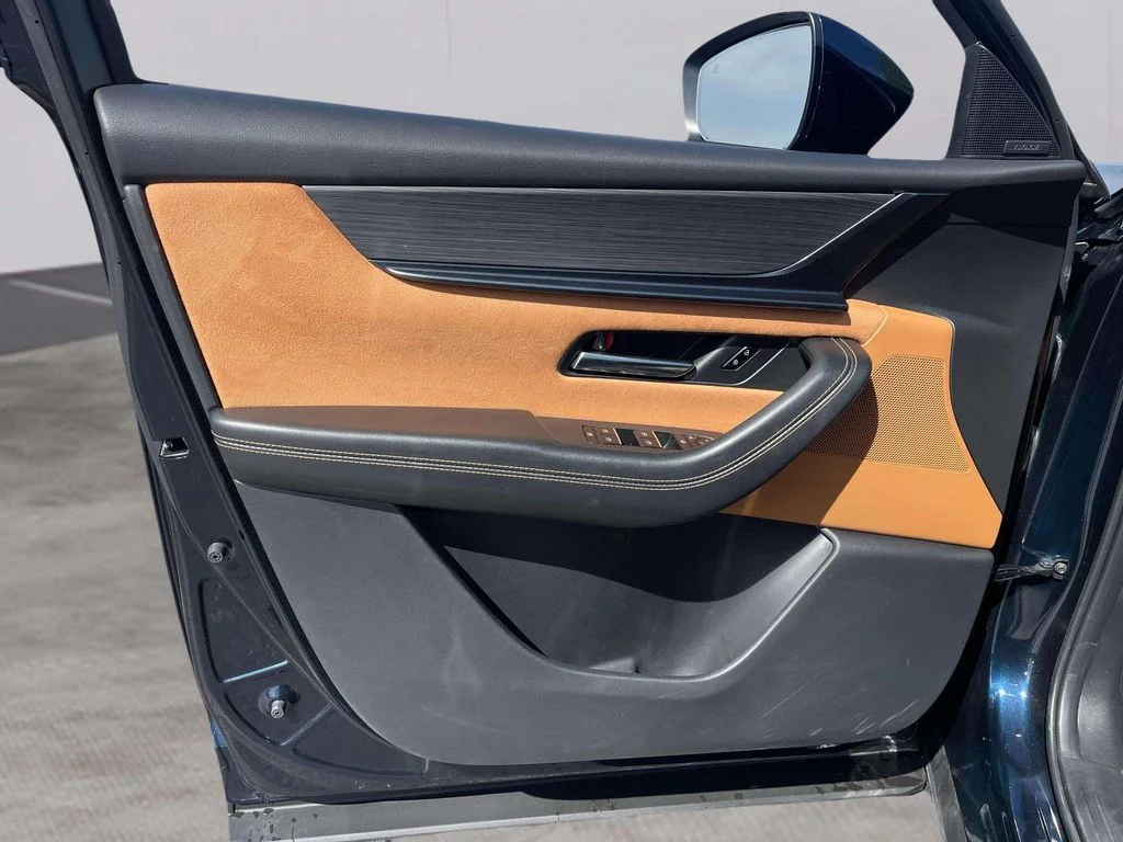2025 Mazda CX-90 Premium Plus Package - Photo 21