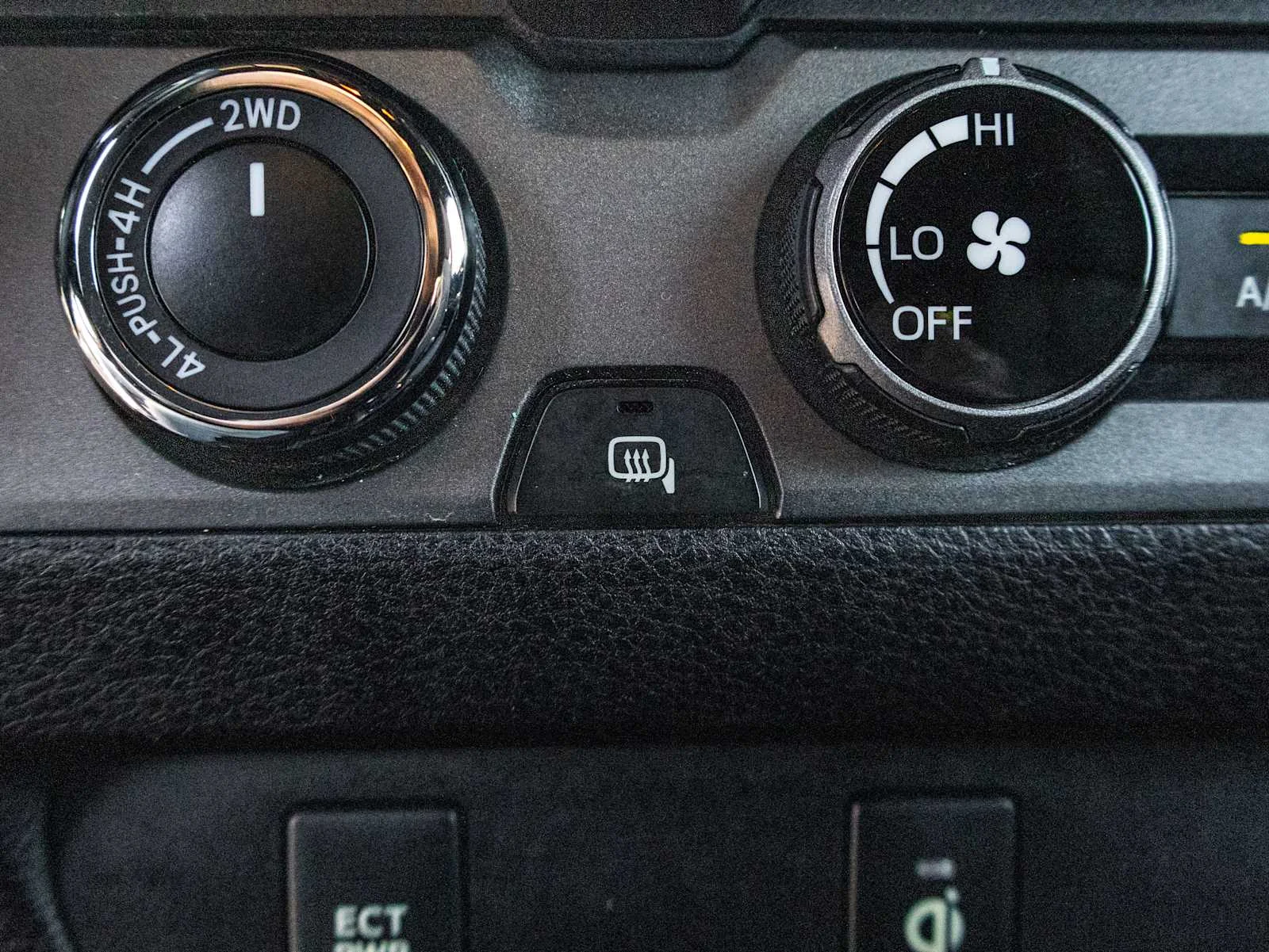 Used 2017 Super White Toyota TRD Off Road image 38