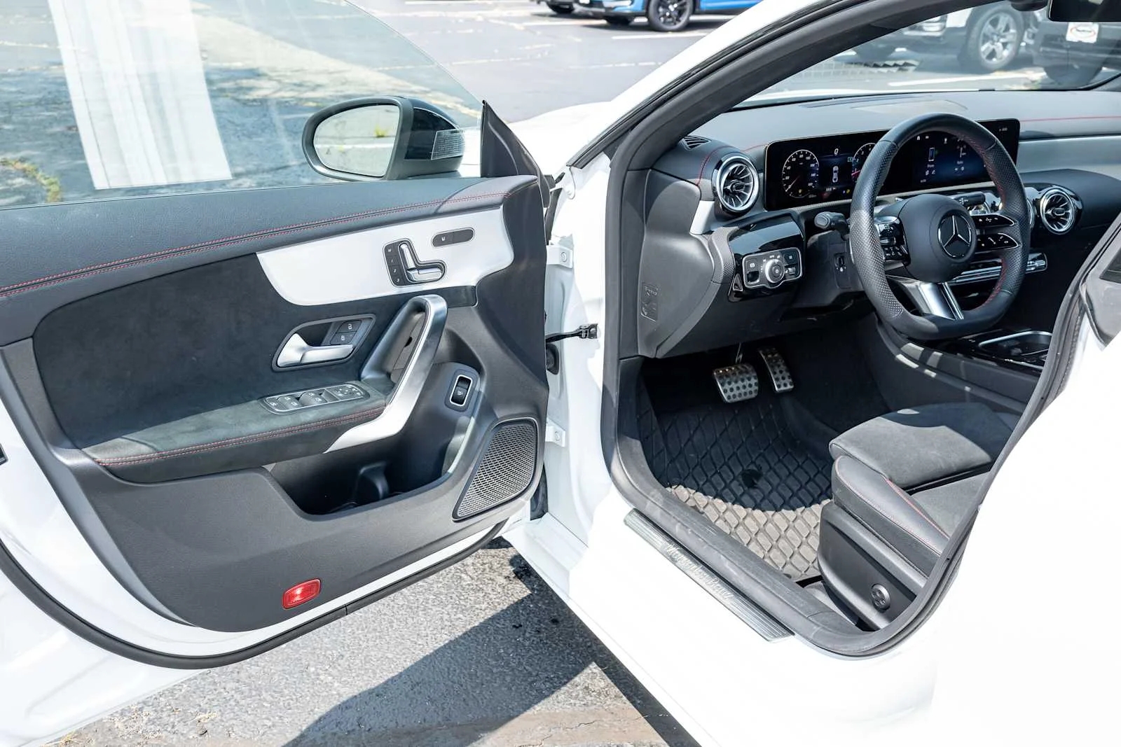 New 2026 Polar White Mercedes-Benz CLA 250 image 9
