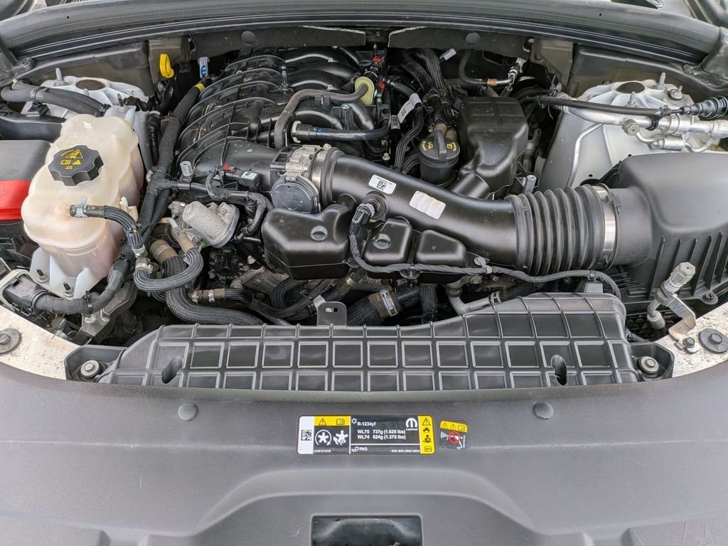 Used 2022 White Jeep Limited image 32