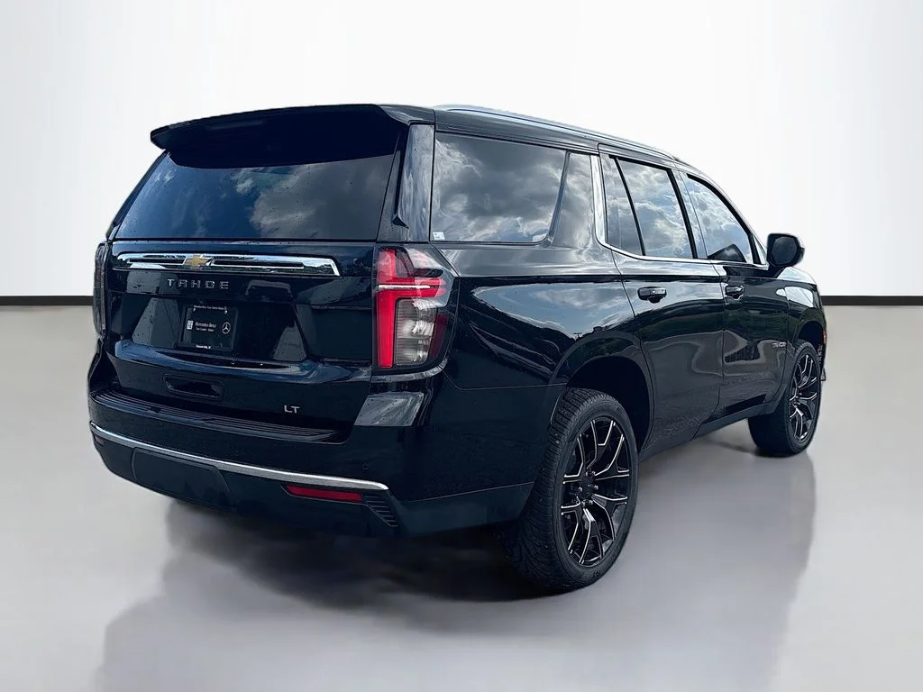 Used 2023 Black Chevrolet LT image 3