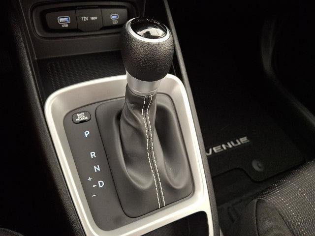2026 Hyundai Venue SE - Photo 15