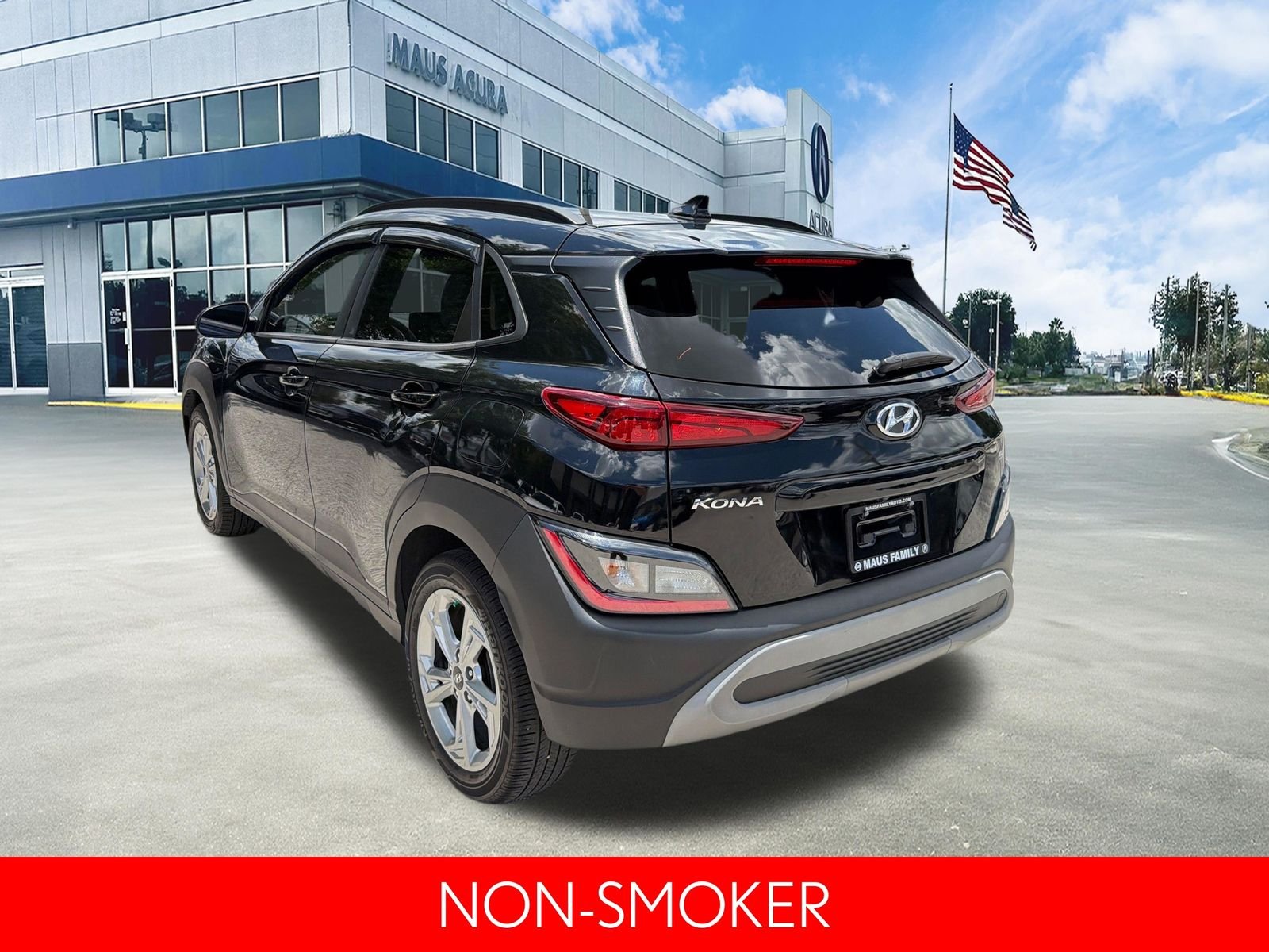 Used 2023 Abyss Black Hyundai SEL image 6