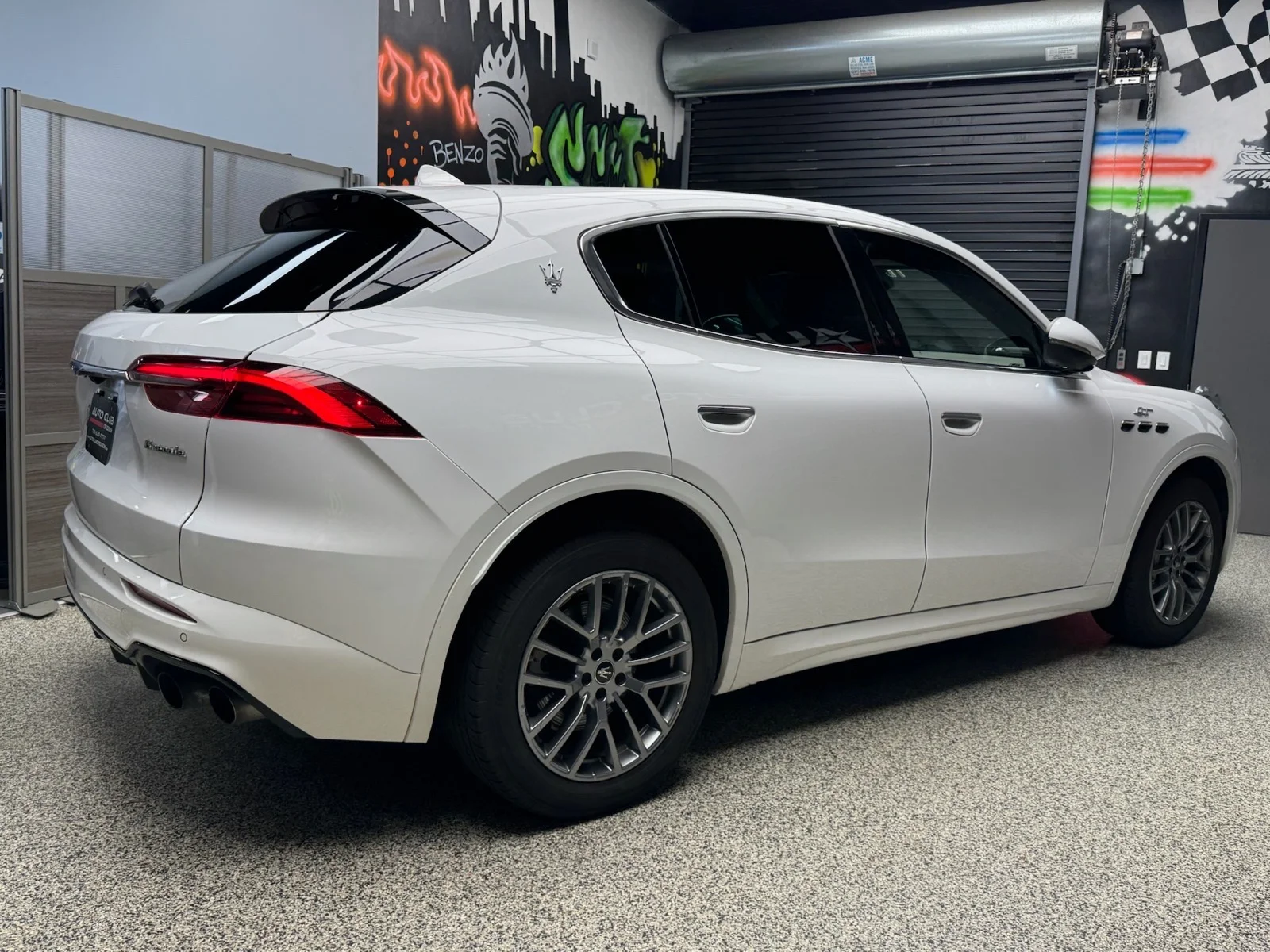 Used 2024 Bianco 6383 Maserati GT image 6